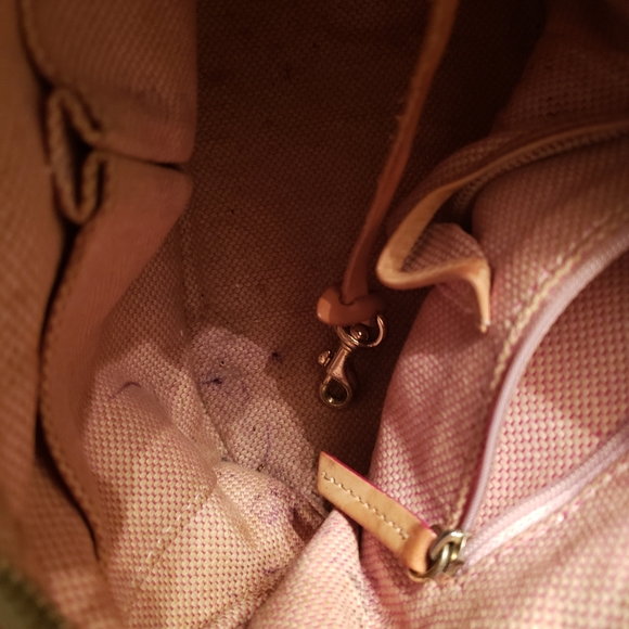 Dooney & Bourke Small Satchel - Picture 5 of 6